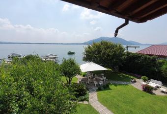 Residence Il Cantiere has Balcony rooms