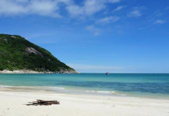 Bottle Beach 2 Bungalows has Balcony rooms
