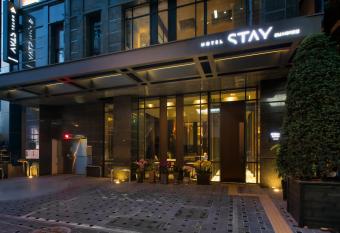 Stay Hotel Gangnam allows 18 year olds to book a room