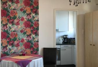 Center Basel has Balcony rooms