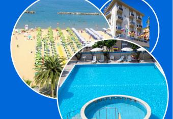 Hotel Soraya has Balcony rooms