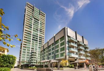 Seasons Botanic Gardens has Balcony rooms
