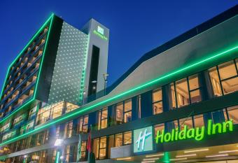 Holiday Inn Antalya - Lara, an IHG Hotel allows 18 year olds to book a room