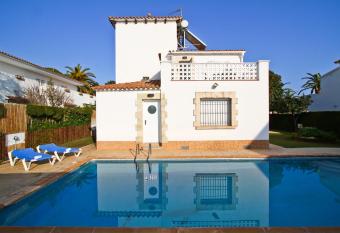 Supreme Planet Costa Dorada has Balcony rooms