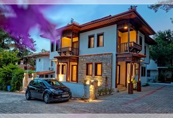 Alp Suites Lavanta has Balcony rooms