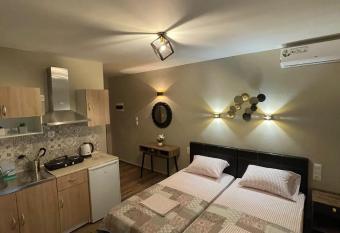 Villa Rafailia has Balcony rooms