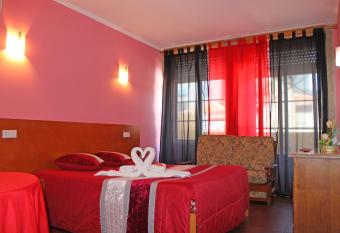 Guesthouse Monte Carlo has Balcony rooms