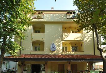 Residence Veliero has Balcony rooms