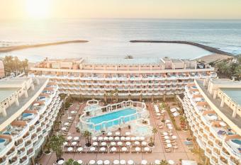 Hotel Cleopatra Palace has Balcony rooms