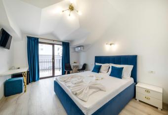 Vila Kos has Balcony rooms