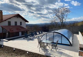 Pensiunea Casa din Vii has Balcony rooms