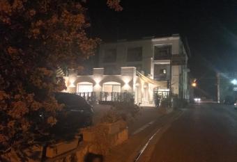 Ai 3 Archi has Balcony rooms