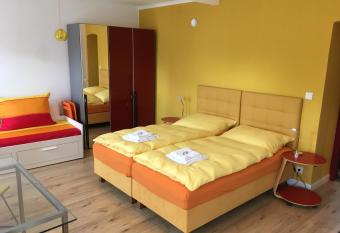 Alte Post Greifenstein has Balcony rooms