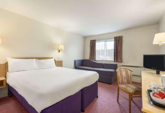 Days Inn Chesterfield - Tibshelf allows 18 year olds to book a room