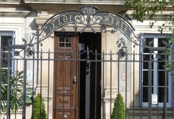 Chambre d h  tes Eloi Merle allows 18 year olds to book a room