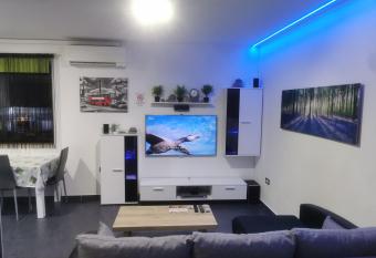 Apartma Auriga has Balcony rooms