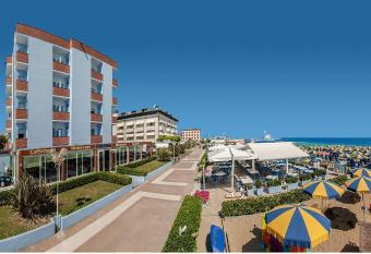 Hotel Marina allows 18 year olds to book a room