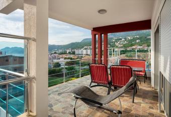 Apartments Vila A1 has Balcony rooms