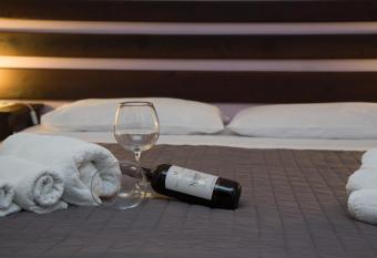 Le Terrazze Di Don Mariano has Smoking/Balcony rooms