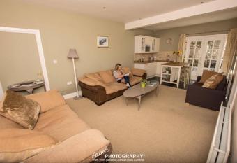 The Castle Apartment has Balcony rooms