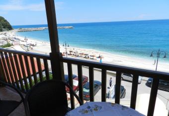 Amelia Beach Apartments allows 18 year olds to book a room