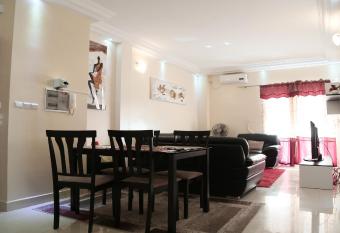 Apartment 25B11 Mixta allows 18 year olds to book a room