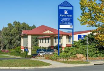 Alpha Hotel Canberra has Balcony rooms