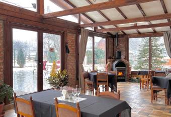 Casa Cen  iu has Balcony rooms