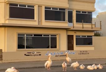 Lagoon View Self Catering has Balcony rooms