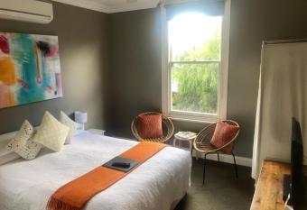 Athelstane House allows 18 year olds to book a room