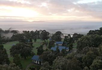 Yering Gorge Cottages allows 18 year olds to book a room