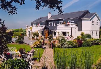 Newtown Farm Country House has Balcony rooms