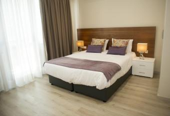 Manolia City Residences has Balcony rooms