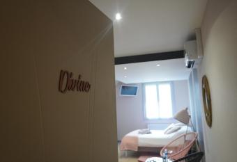 R  ve Champenois Chambres d H  tes allows 18 year olds to book a room