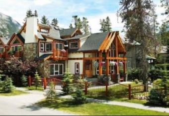 Beaujolais Boutique B&B at Thea's House has Balcony rooms