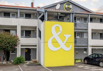 B&B HOTEL Bordeaux Sud allows 18 year olds to book a room