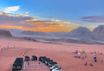 Khaled s Camp has Balcony rooms