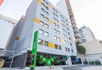 ibis Styles Rio de Janeiro Botafogo allows 18 year olds to book a room