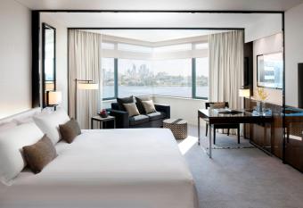 Crown Metropol Perth has rooms with a private hot tub