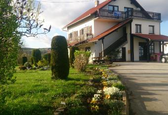 Apartman Marija Brajdic has Balcony rooms