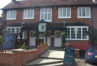 The Trusty Servant Inn allows 18 year olds to book a room