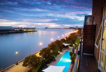 Rydges Newcastle allows 18 year olds to book a room