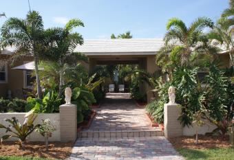 Atlantic Shores Vacation Villas has Balcony rooms