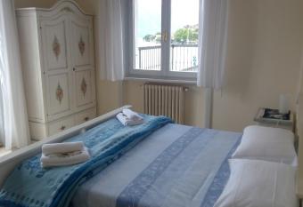 Albergo Motta allows 18 year olds to book a room