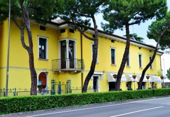 South Garda Suites allows 18 year olds to book a room