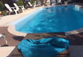 ER.ZO Summer Studios has Balcony rooms