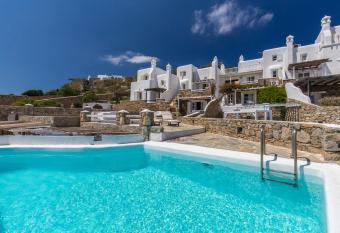 Seablue Villas has Balcony rooms