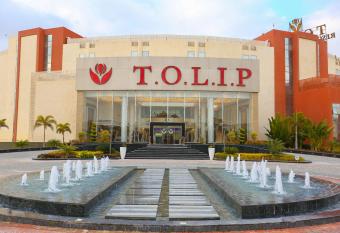 Tolip El Narges allows 18 year olds to book a room