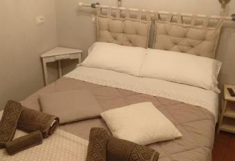 Casa Quaratica allows 18 year olds to book a room