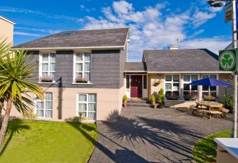 Beach Haven B&B allows 18 year olds to book a room